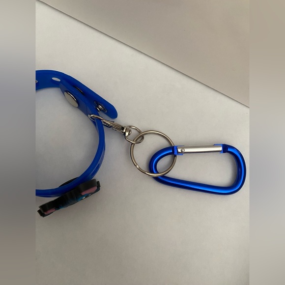 Brand New Stitch Shoe Charm Bracelet/Key Ring - Picture 4 of 7